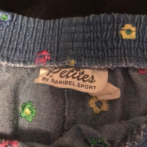 Floral Print Pants - Picture 2 of 3